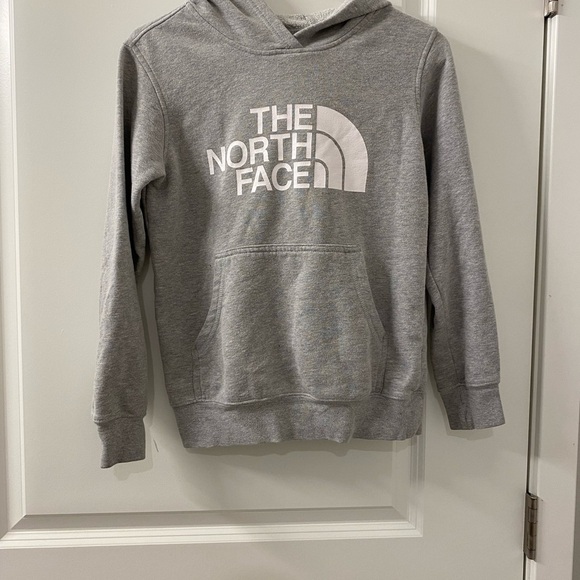 The North Face Other - The North Face boys Gray lightweight Hoodie size MEDIUM